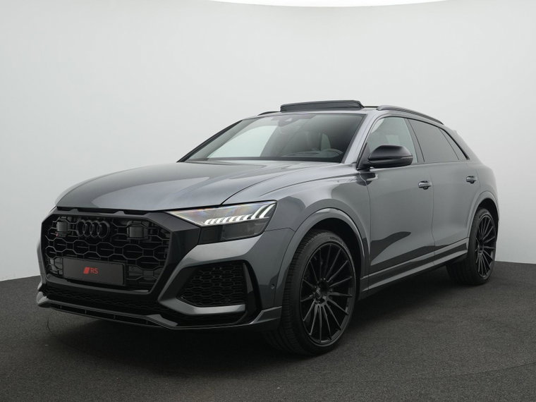 Foto van Audi RSQ8