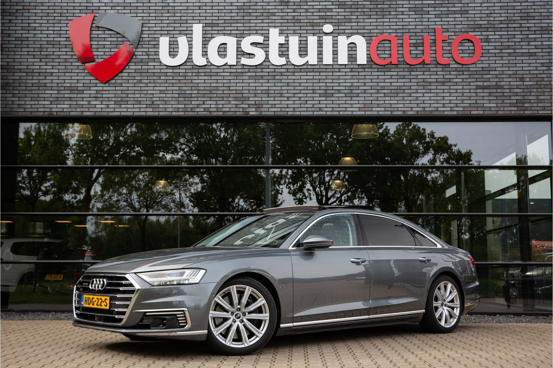 Foto van Audi A8