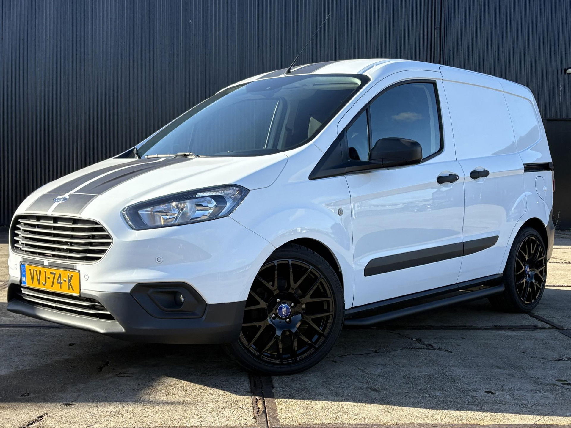 Foto van Ford Transit Courier