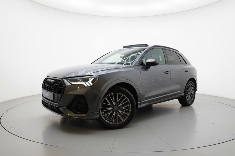 Audi Q3 foto 1