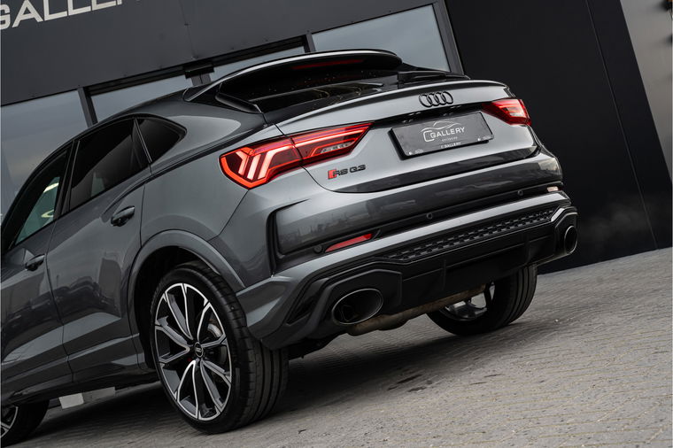 Audi RSQ3