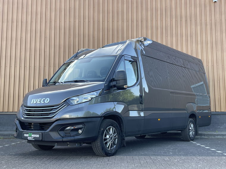 Foto van Iveco 35S18