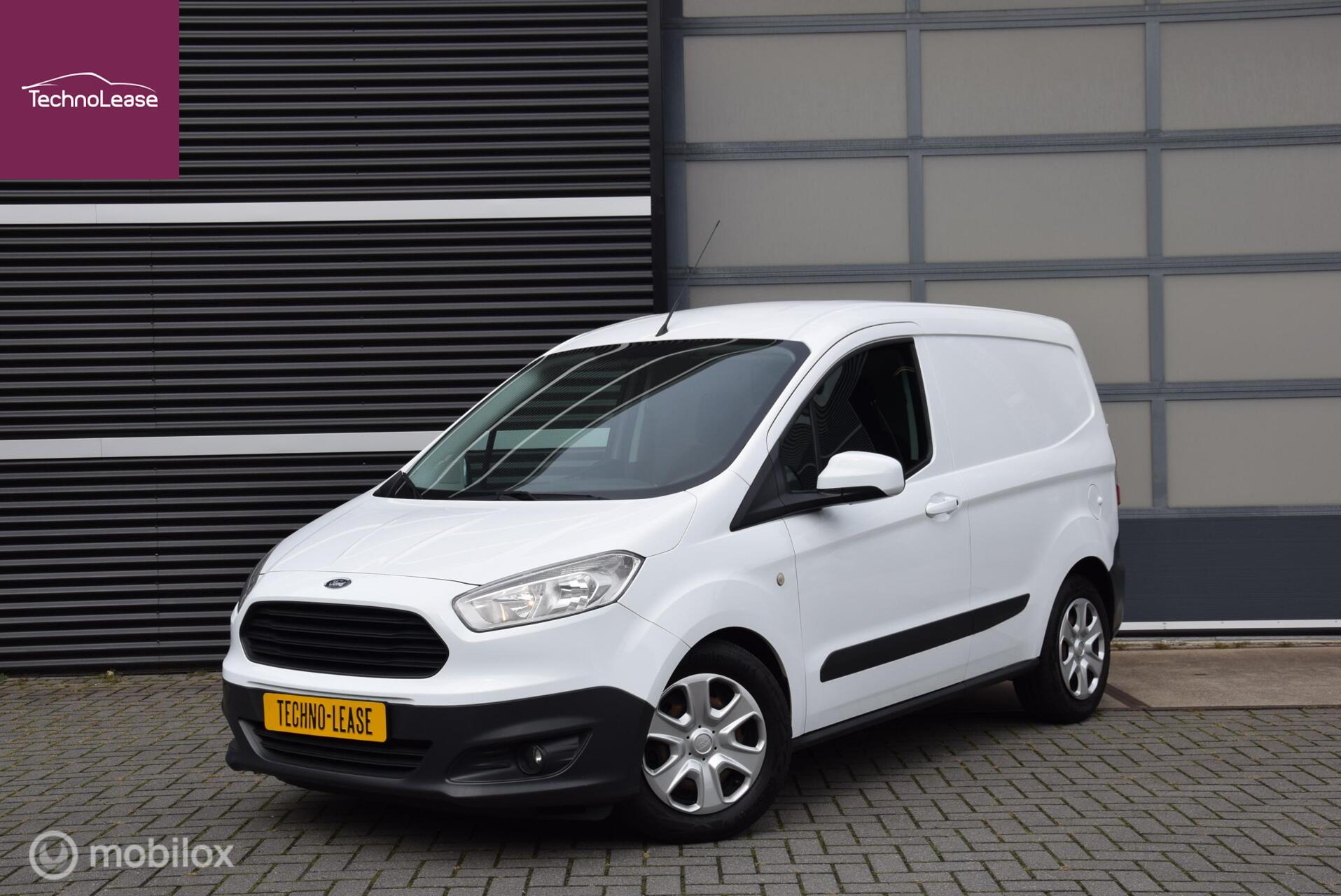 Foto van Ford Transit Courier
