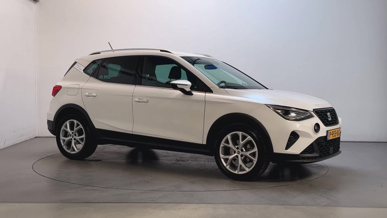 SEAT Arona foto 1