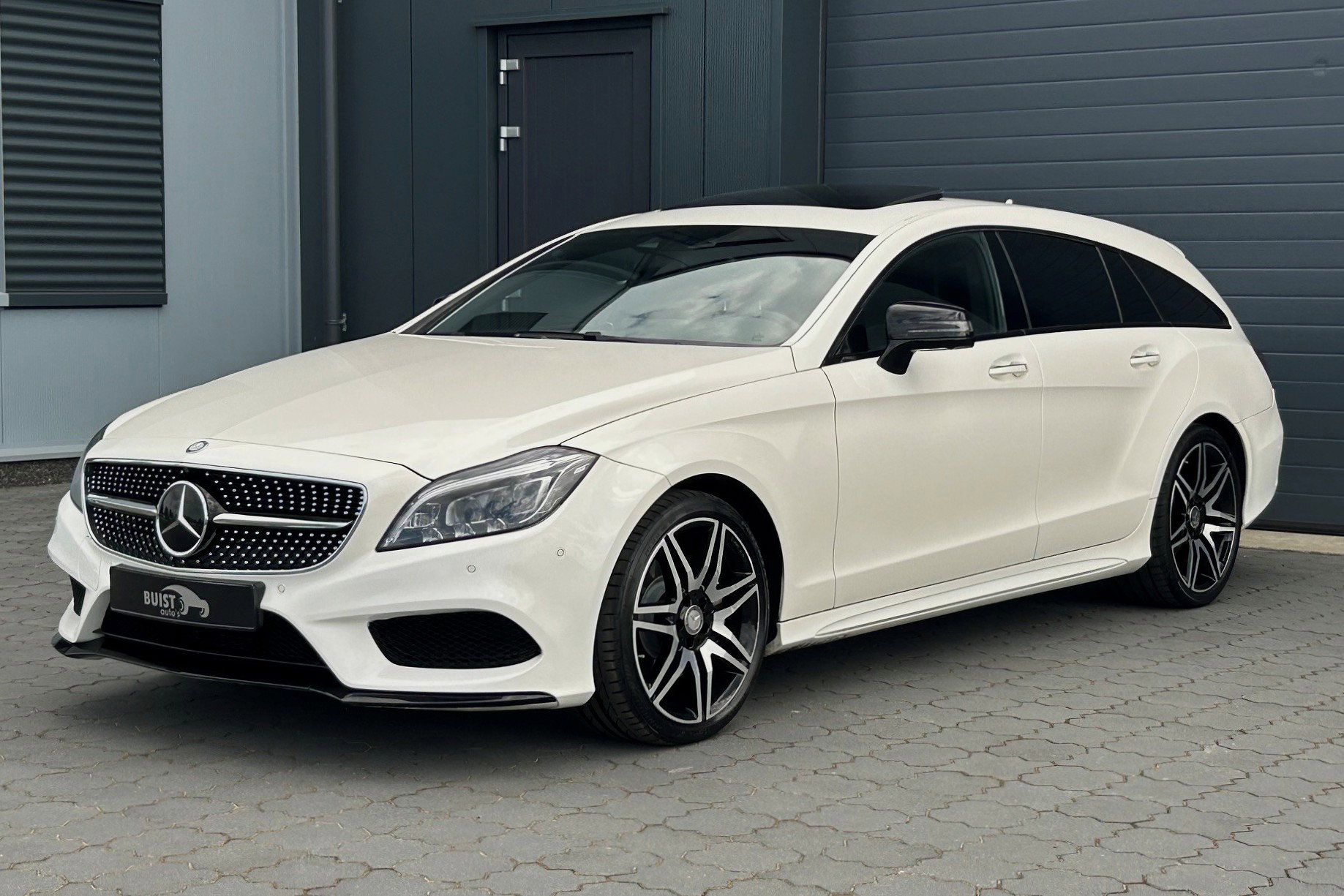 Foto van Mercedes-Benz CLS