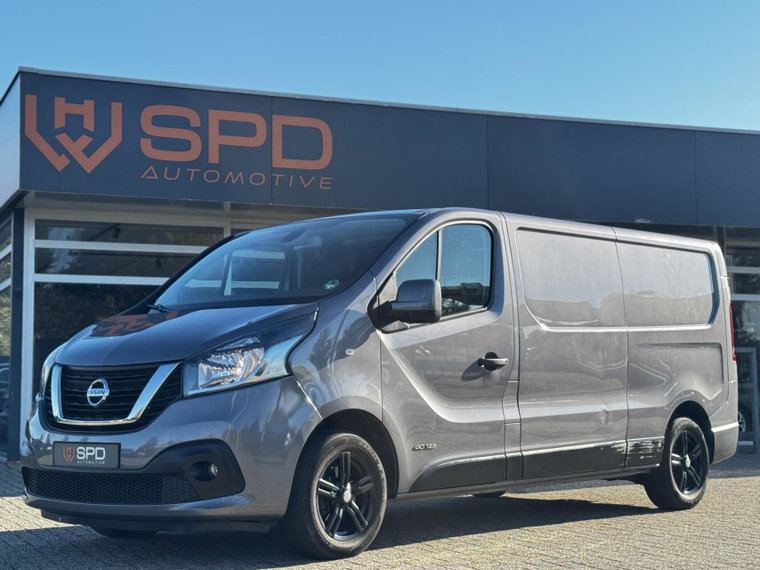 Nissan NV300