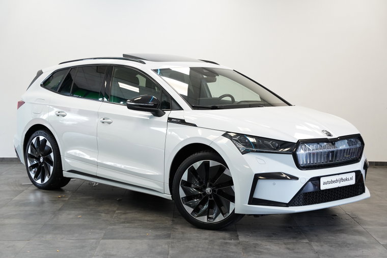 Škoda Enyaq iV foto 1