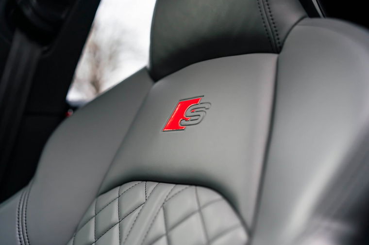 Audi S5
