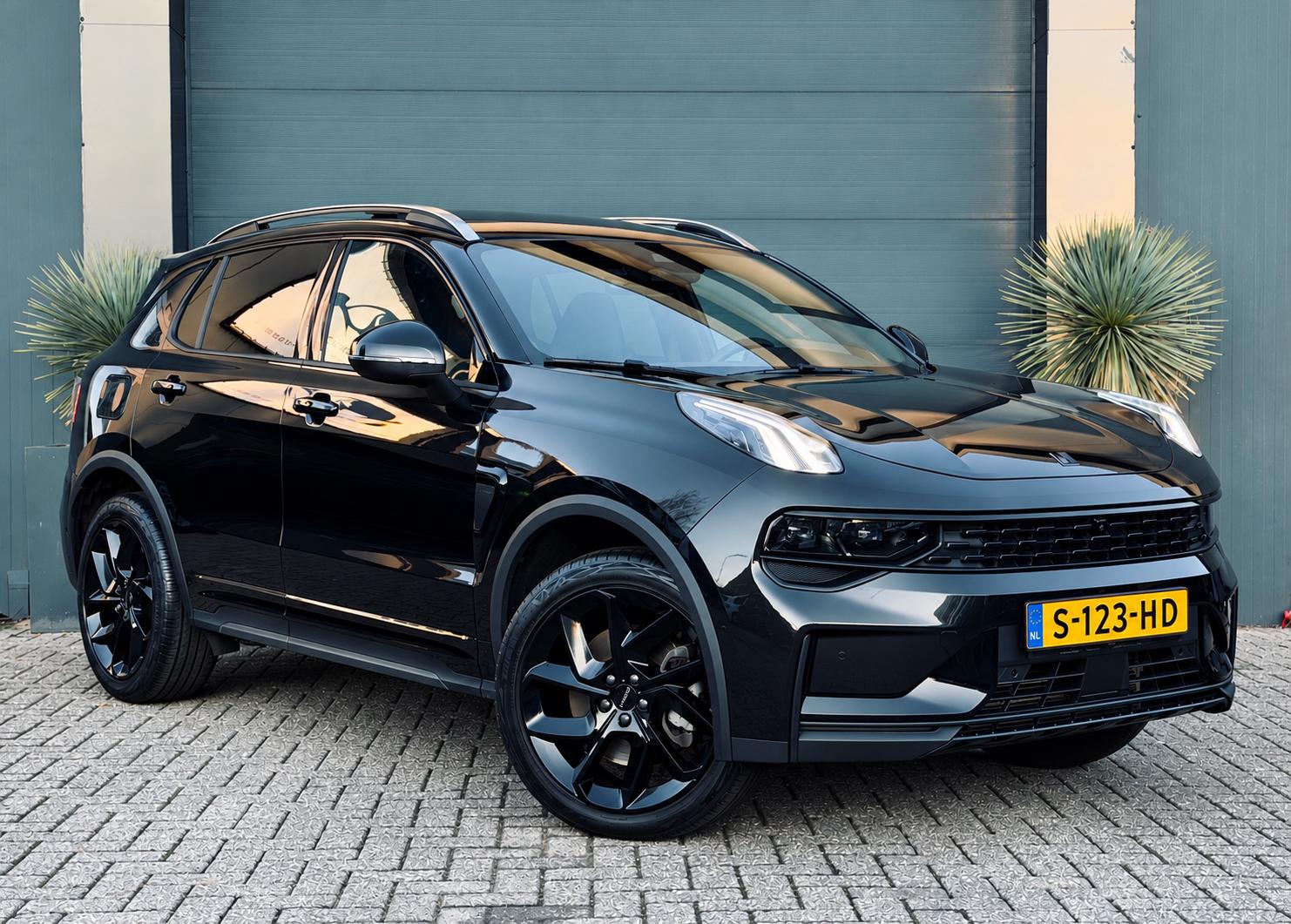 Foto van Lynk & Co 01