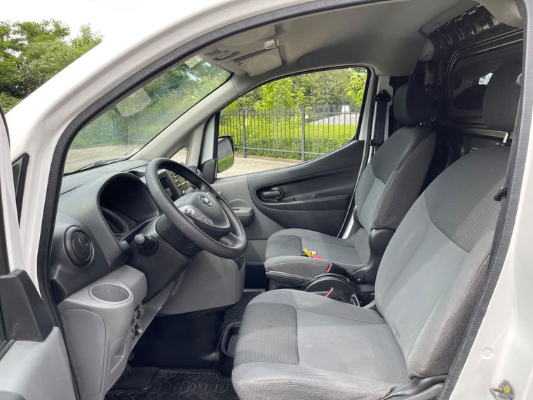 Nissan E-NV200