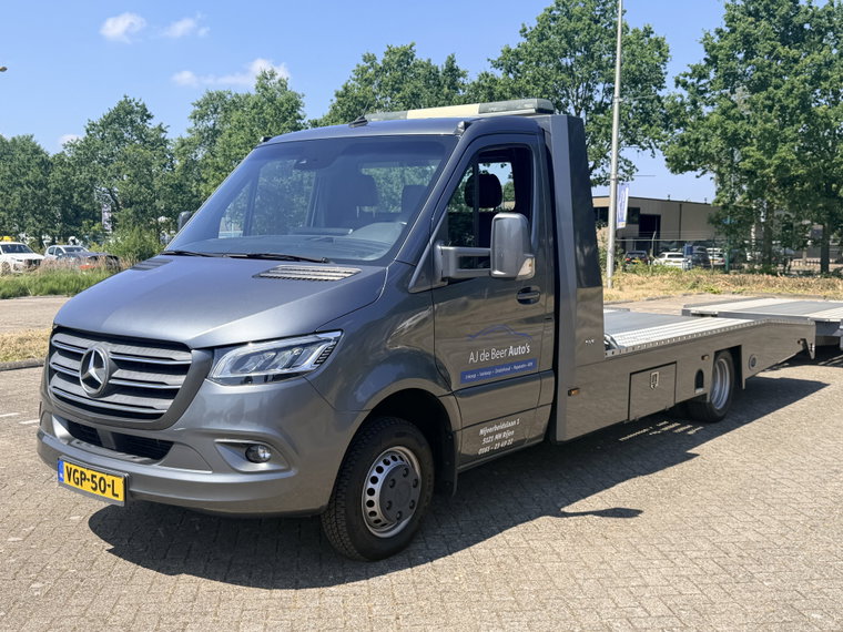 Mercedes-Benz Sprinter foto 1