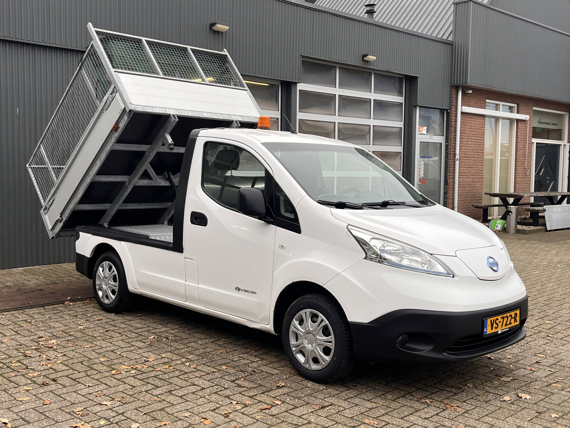 Foto van Nissan e-NV200