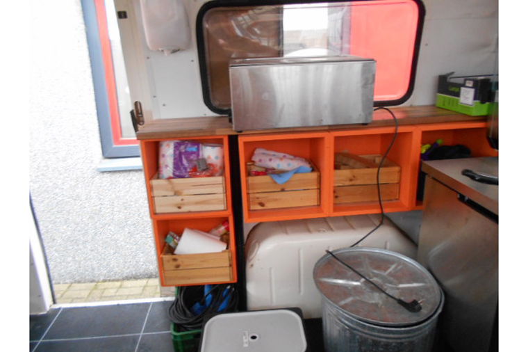 Peugeot J7PZ20 food truck / verkoopwagen compleet