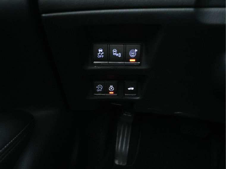 Infiniti Q70