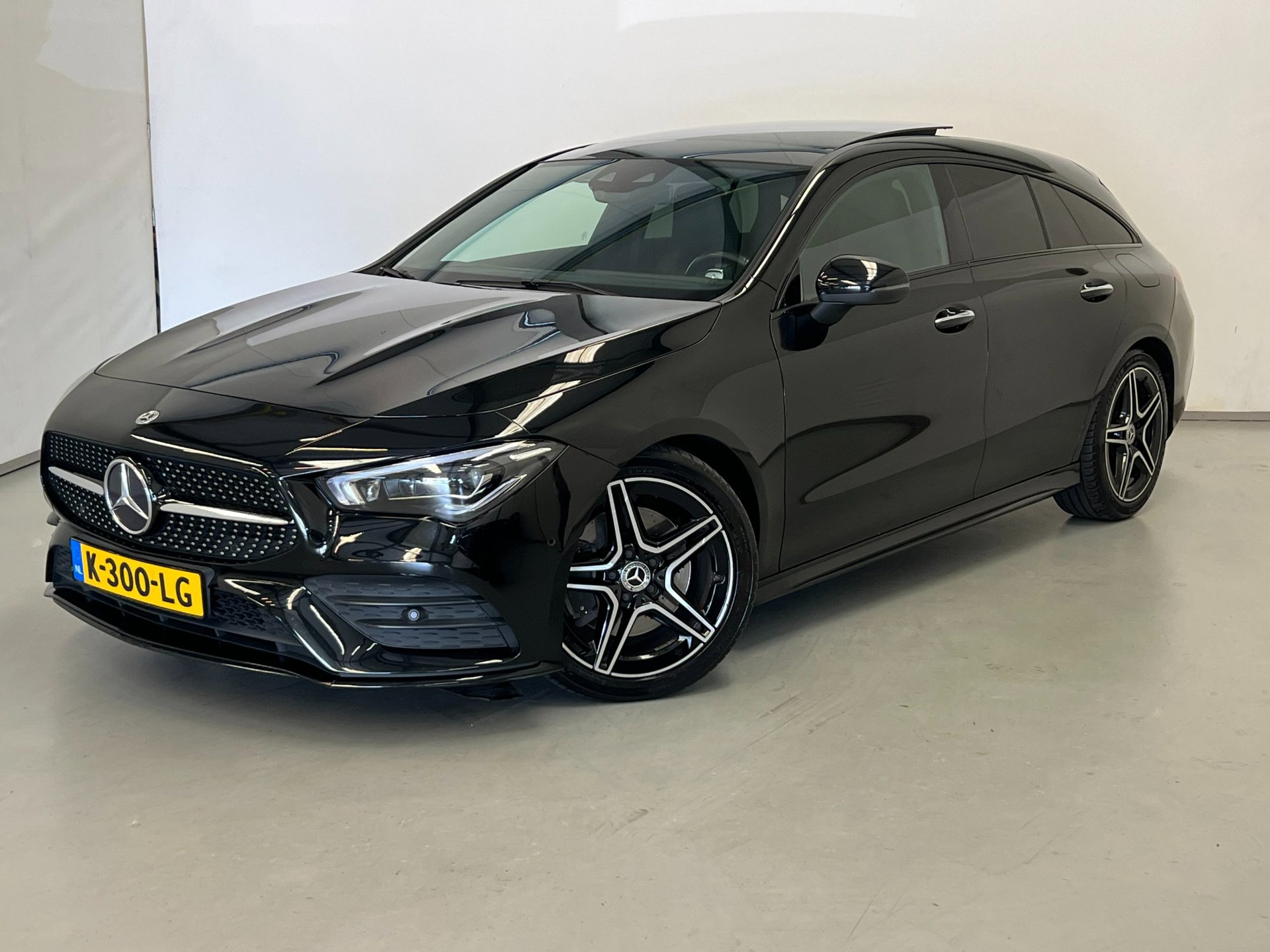 Foto van Mercedes-Benz CLA