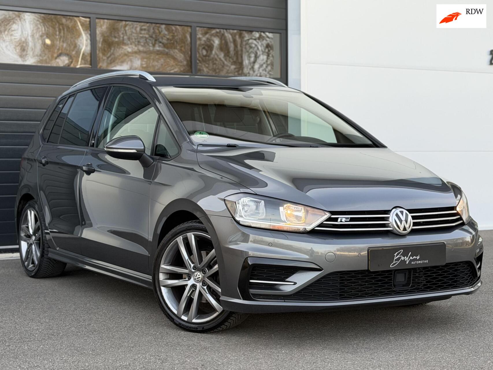 Foto van Volkswagen Golf Sportsvan