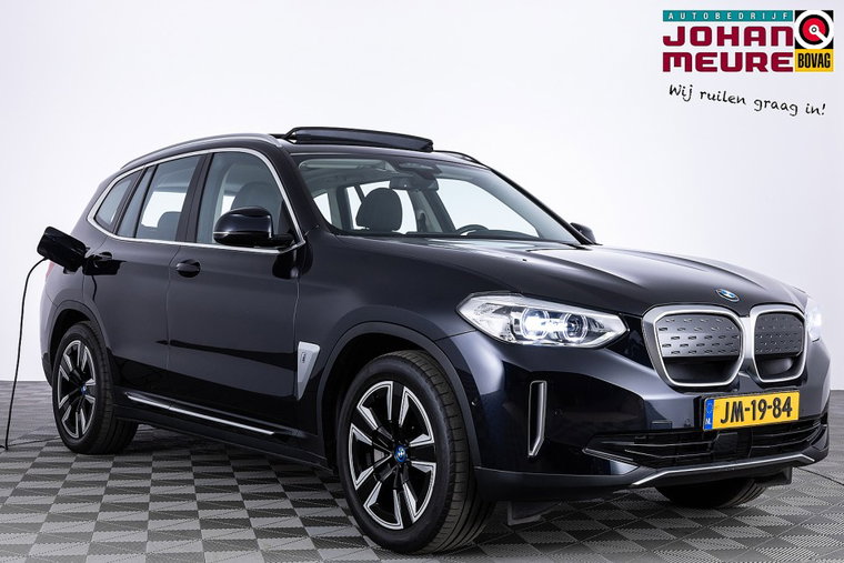 Foto van BMW iX3