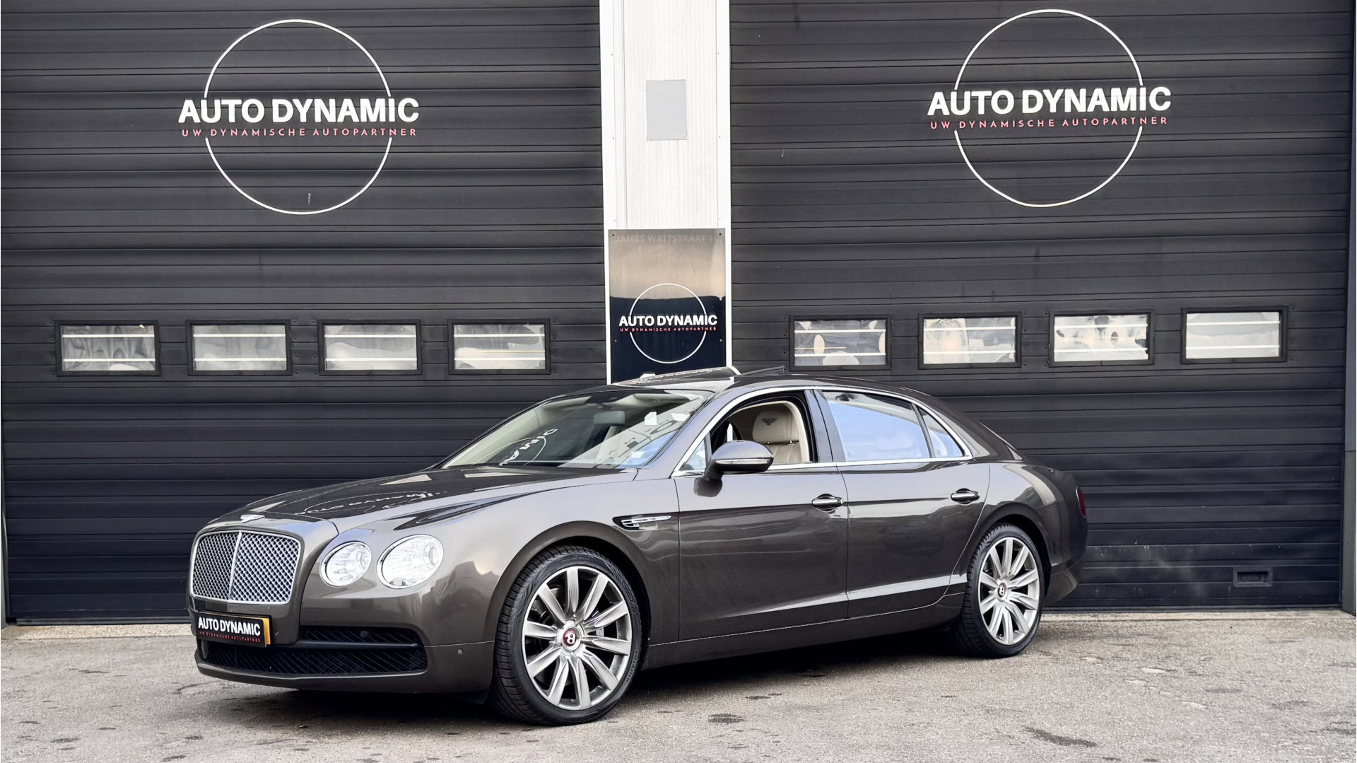 Foto van Bentley Flying Spur