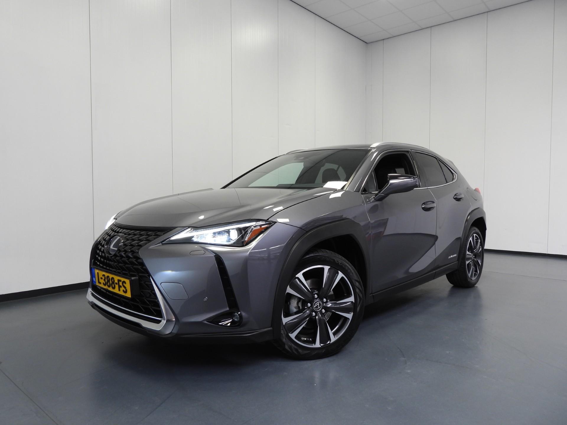 Foto van Lexus UX