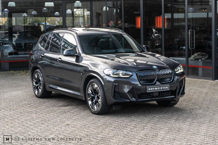 Foto van BMW iX3
