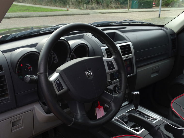 Dodge Nitro