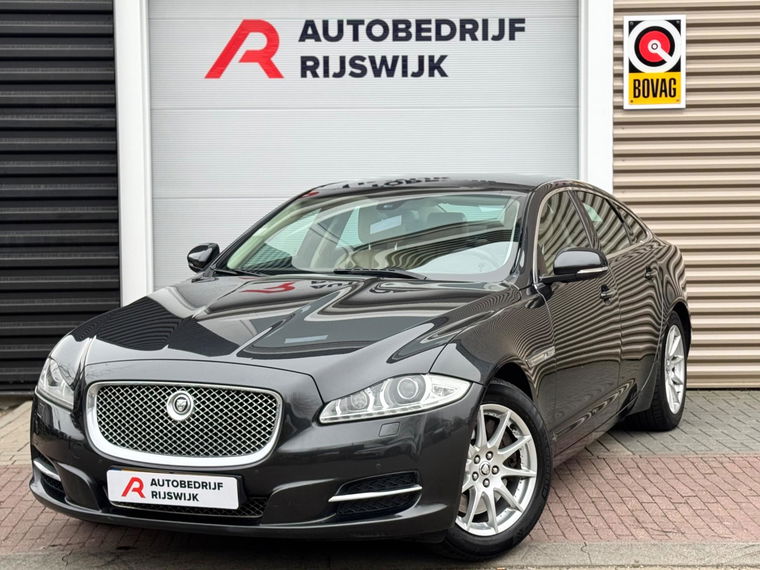 Jaguar XJ