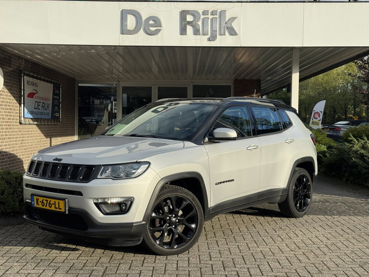 Foto van Jeep Compass