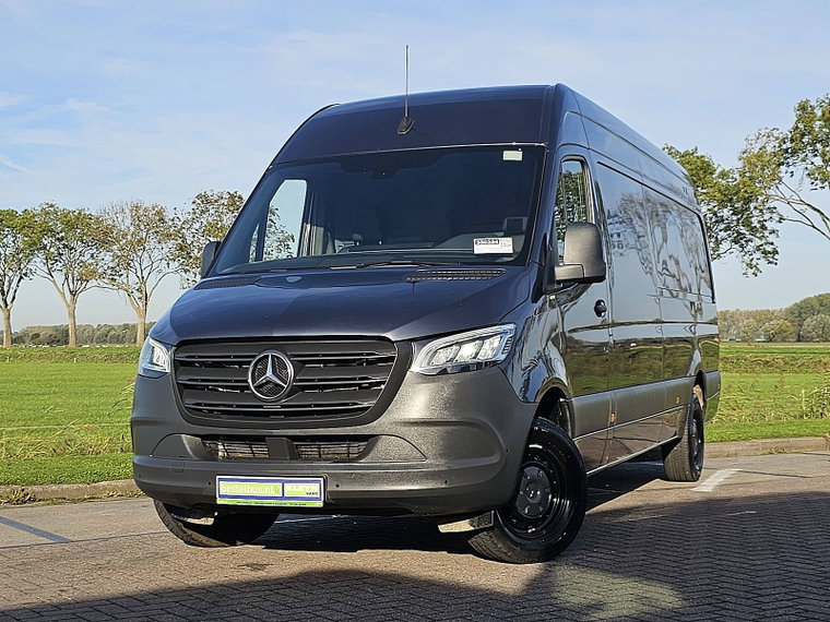 Foto van Mercedes-Benz Sprinter