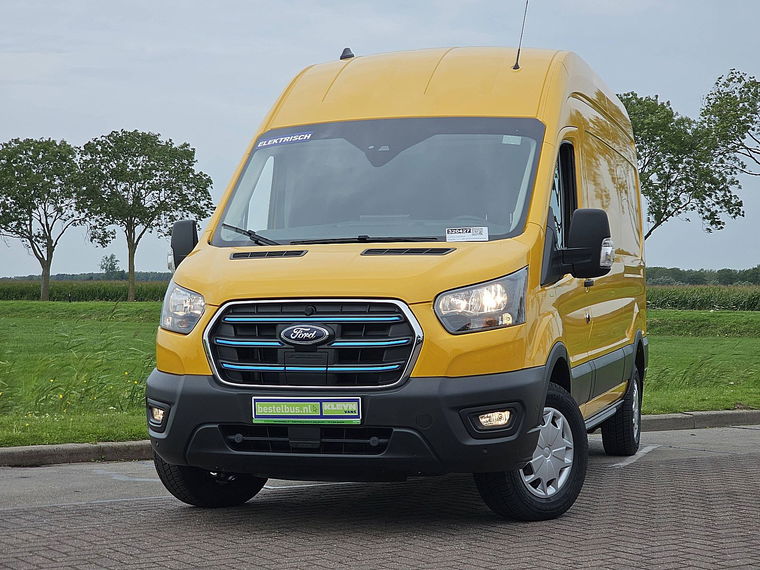 Foto van Ford E-Transit
