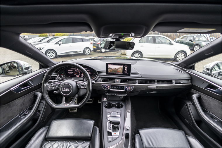 Audi S5