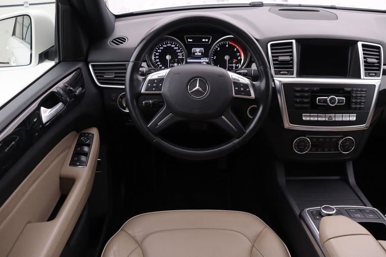 Mercedes-Benz M-Klasse