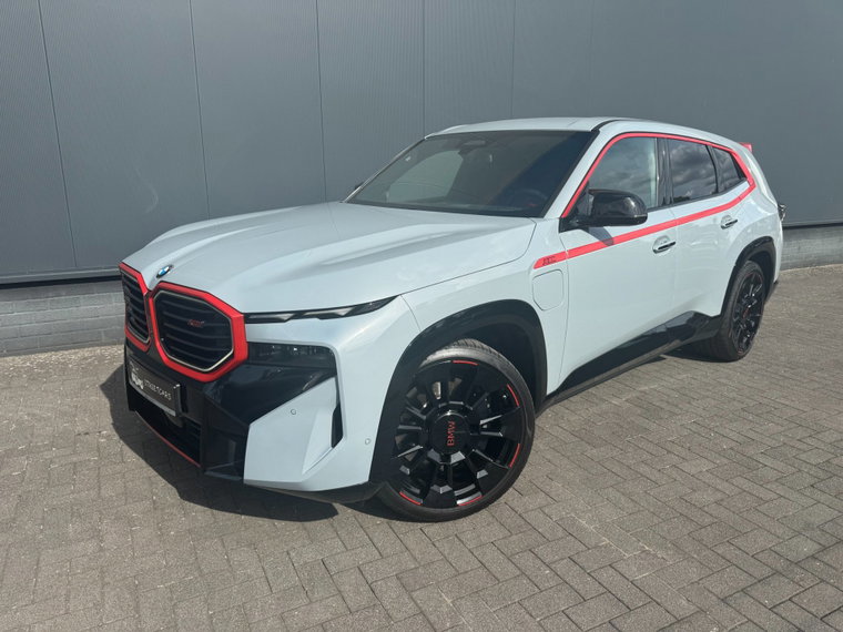 BMW XM
