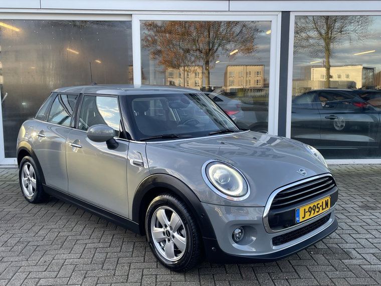Foto van MINI One