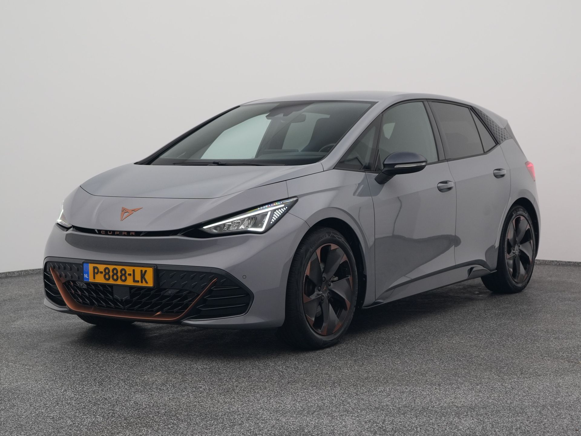 Foto van CUPRA Born