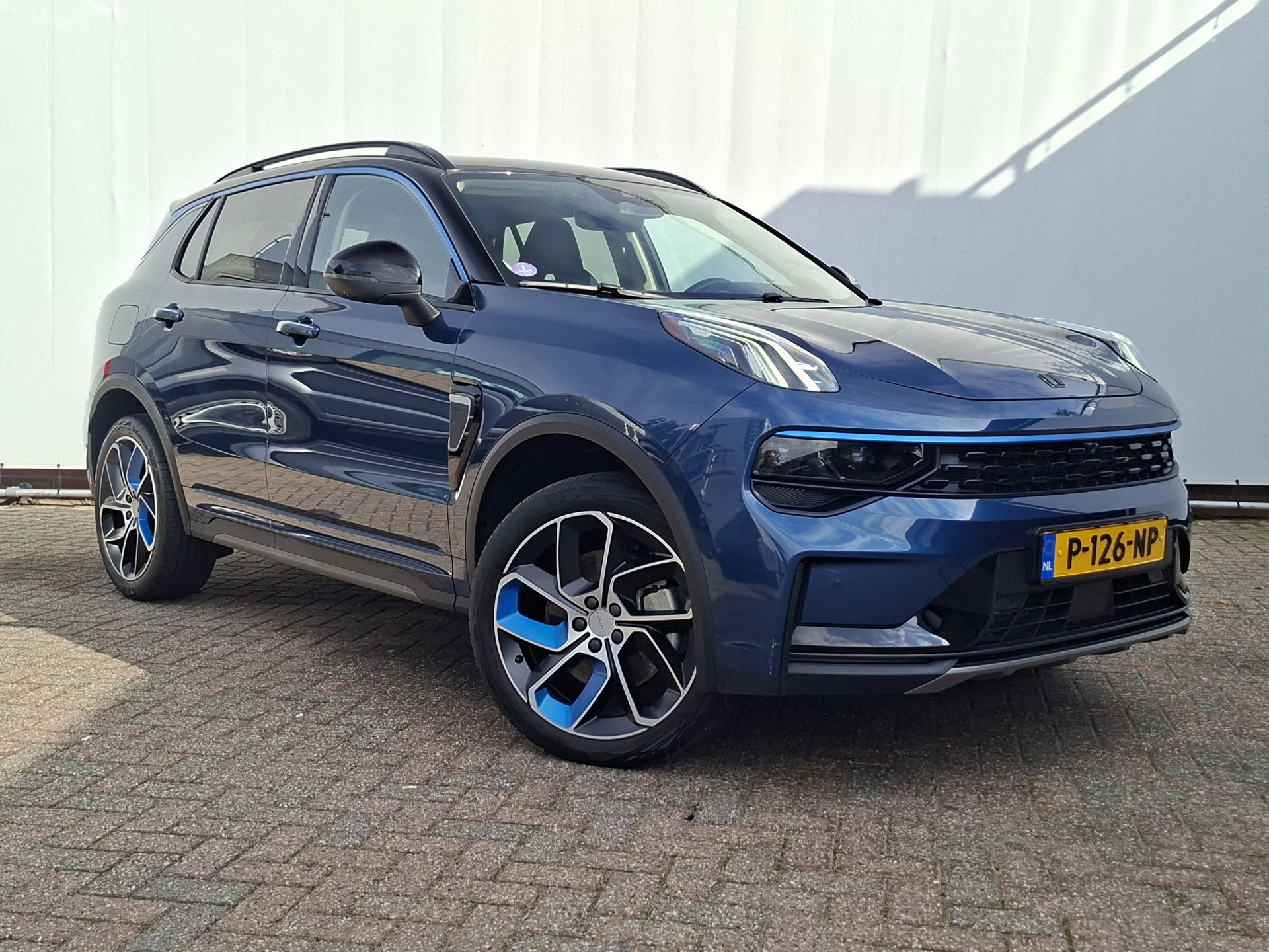 Foto van Lynk & Co 01
