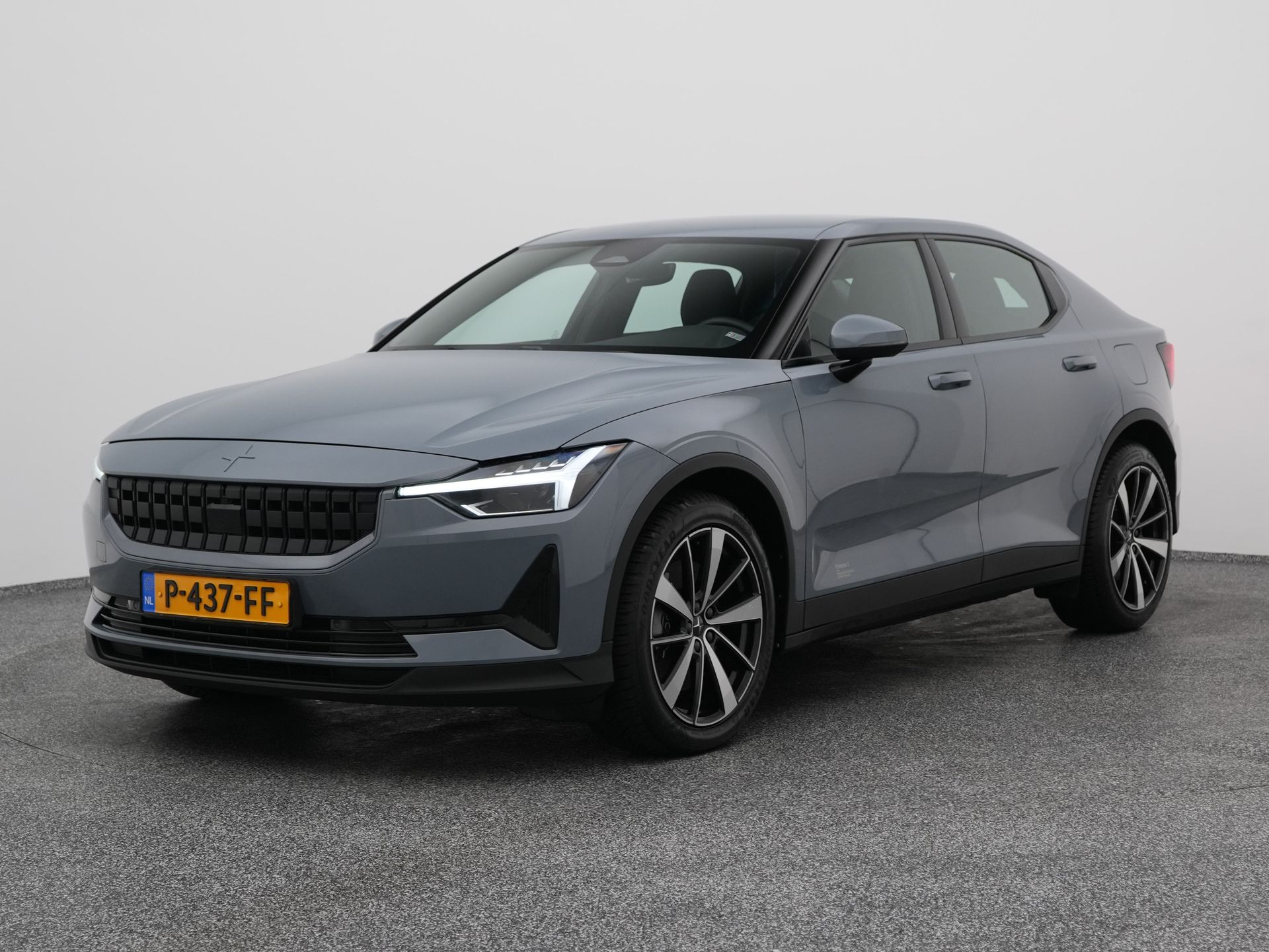 Foto van Polestar 2