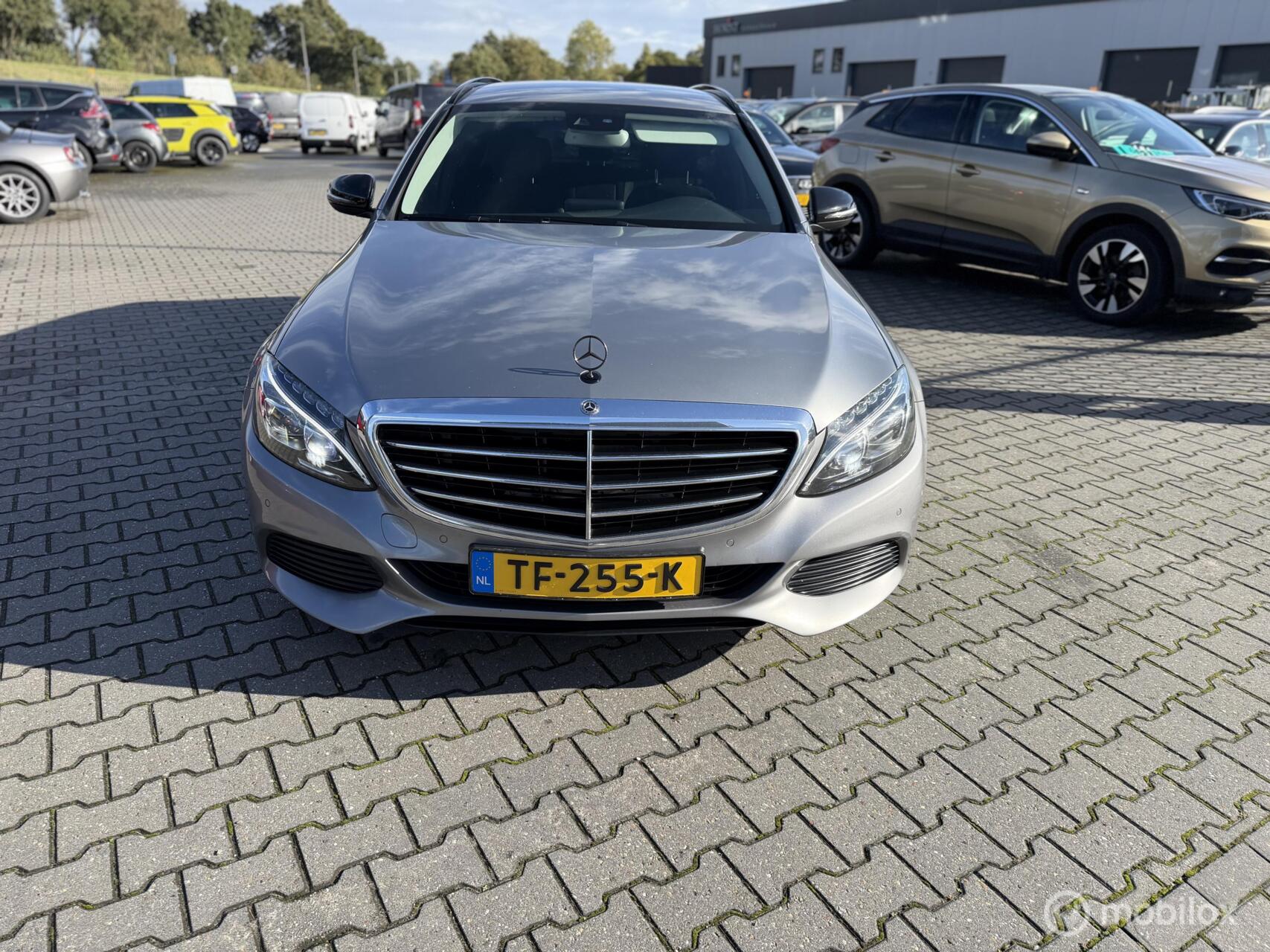 Foto van Mercedes-Benz C-Klasse