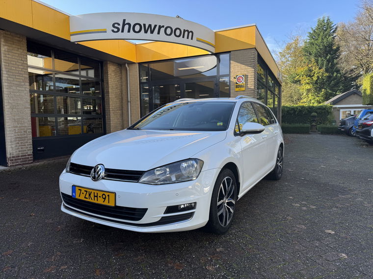 Foto van Volkswagen GOLF Variant