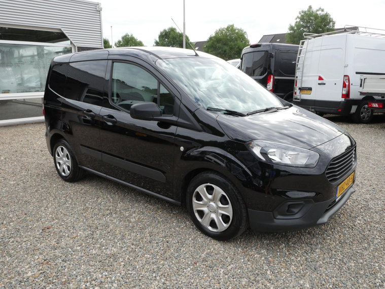 Foto van Ford Transit Courier