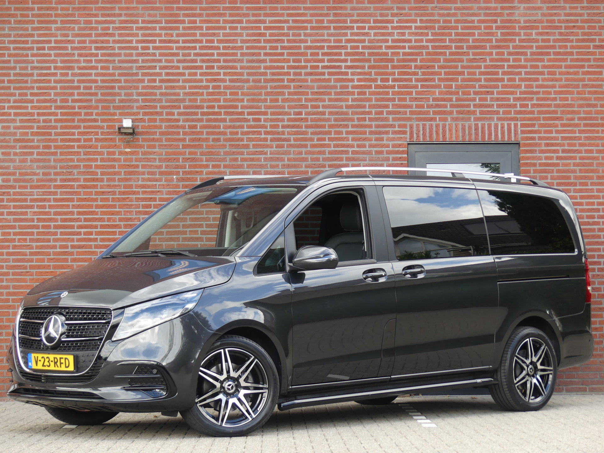 Foto van Mercedes-Benz V-Klasse