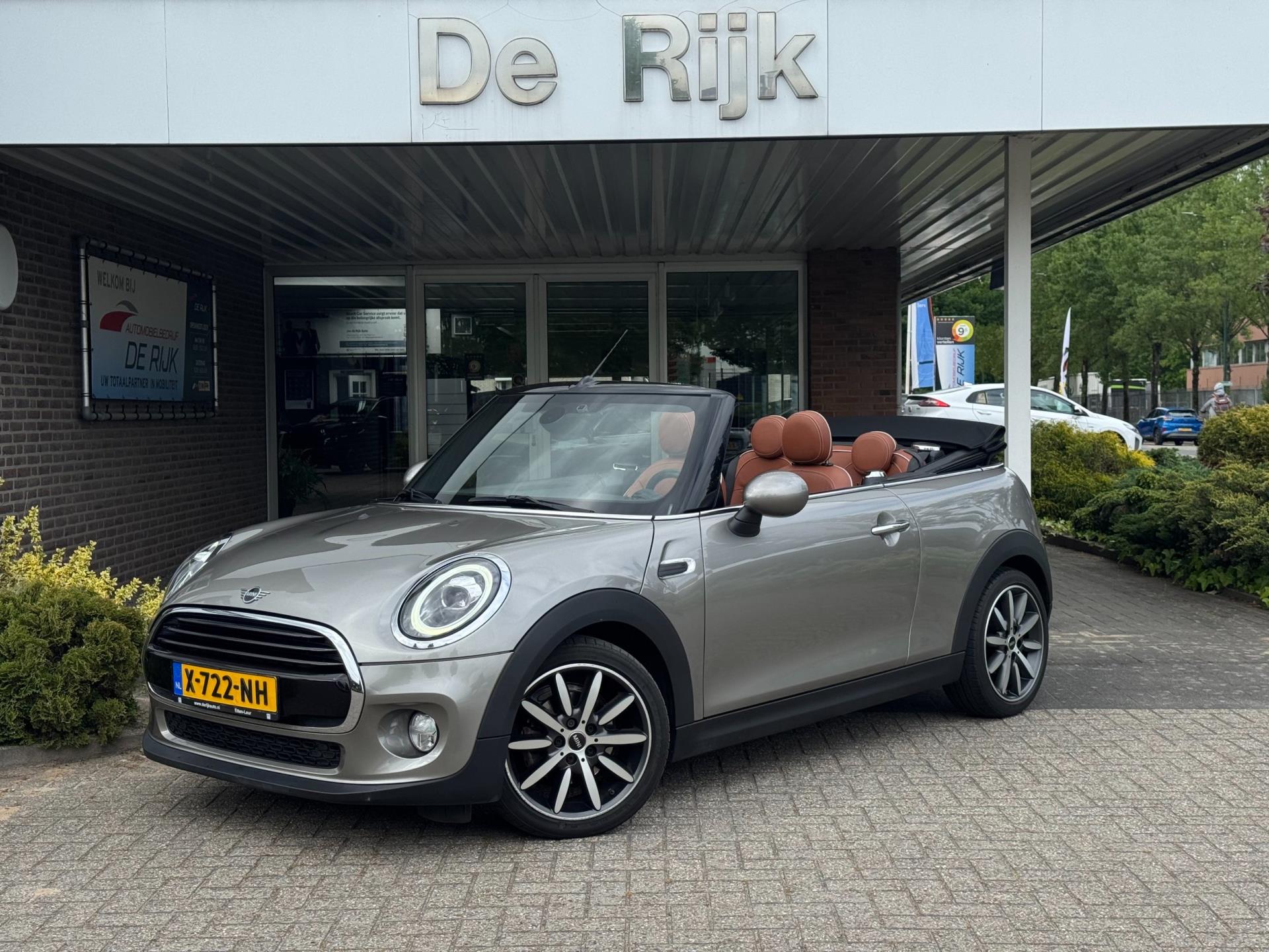 Foto van MINI Cabrio