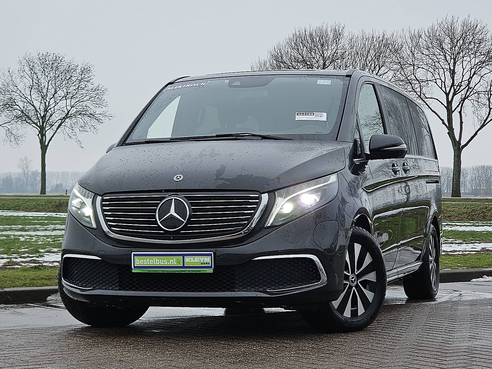 Foto van Mercedes-Benz EQV