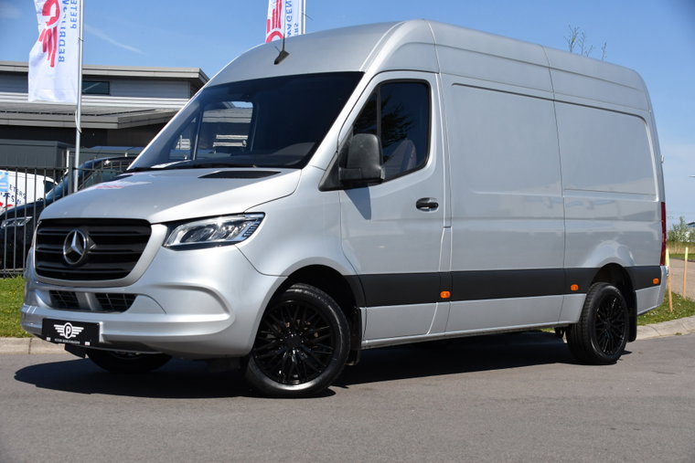 Mercedes-Benz Sprinter foto 1