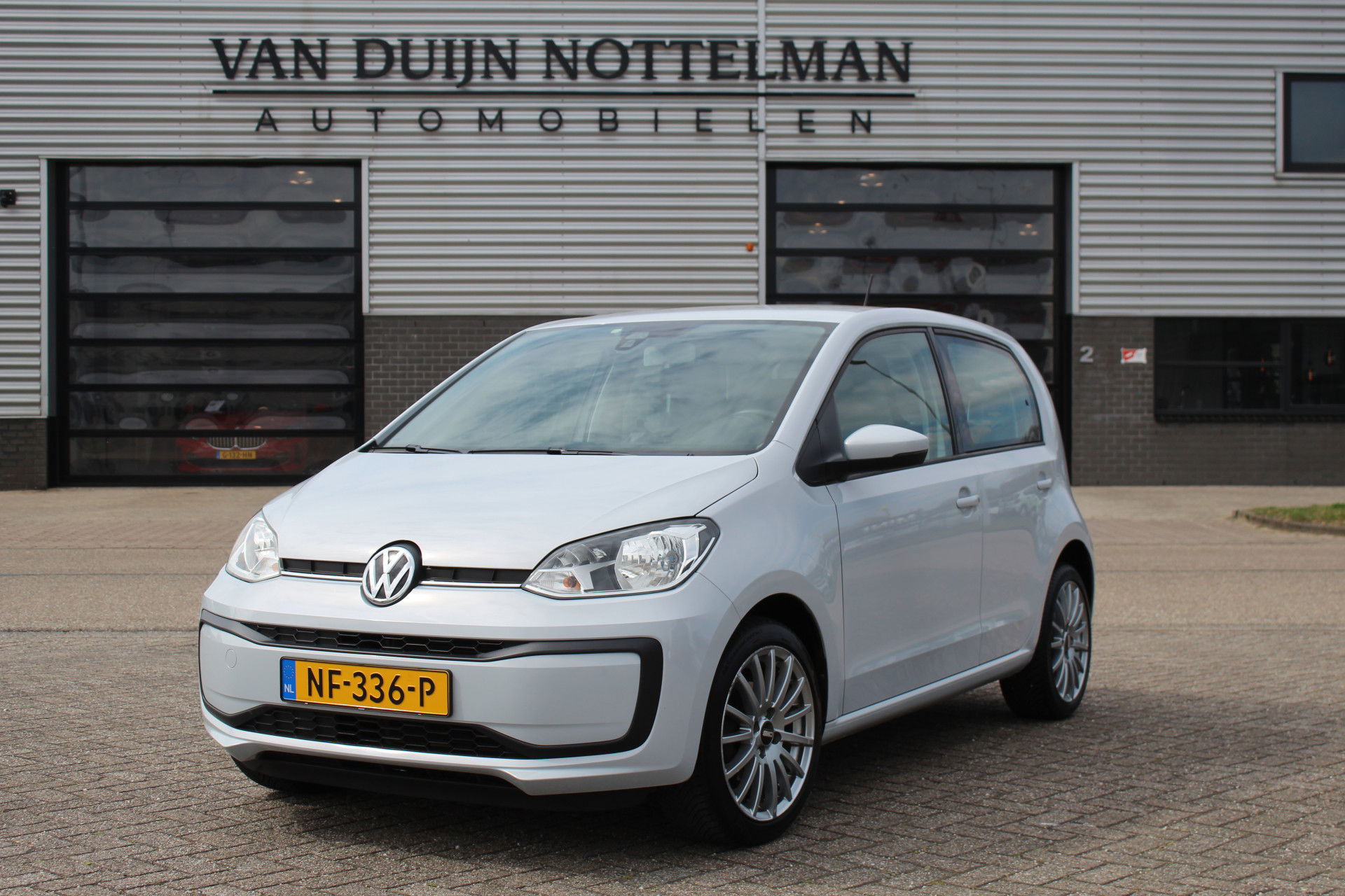 Foto van Volkswagen up!