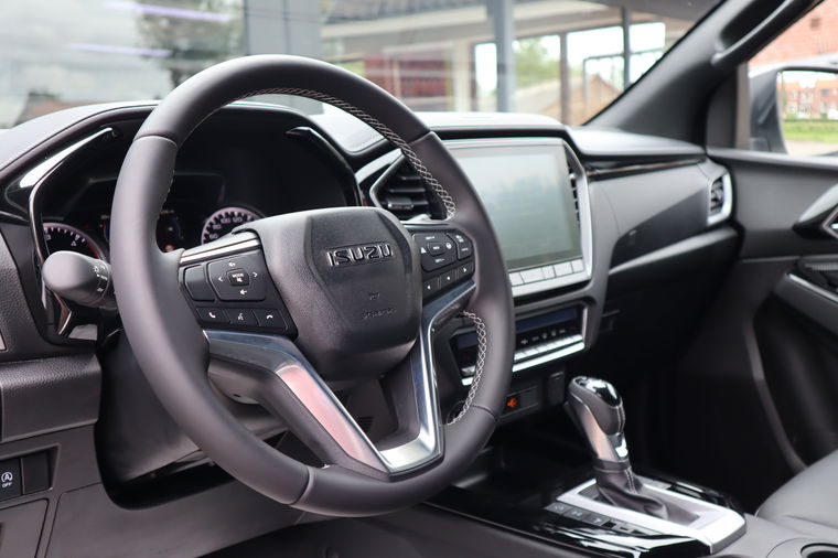 Isuzu D-max