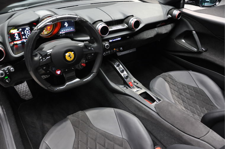 Ferrari 812 GTS