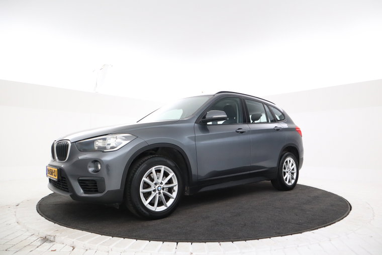 BMW X1 foto 1