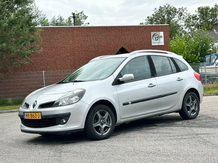 Renault Clio foto 1