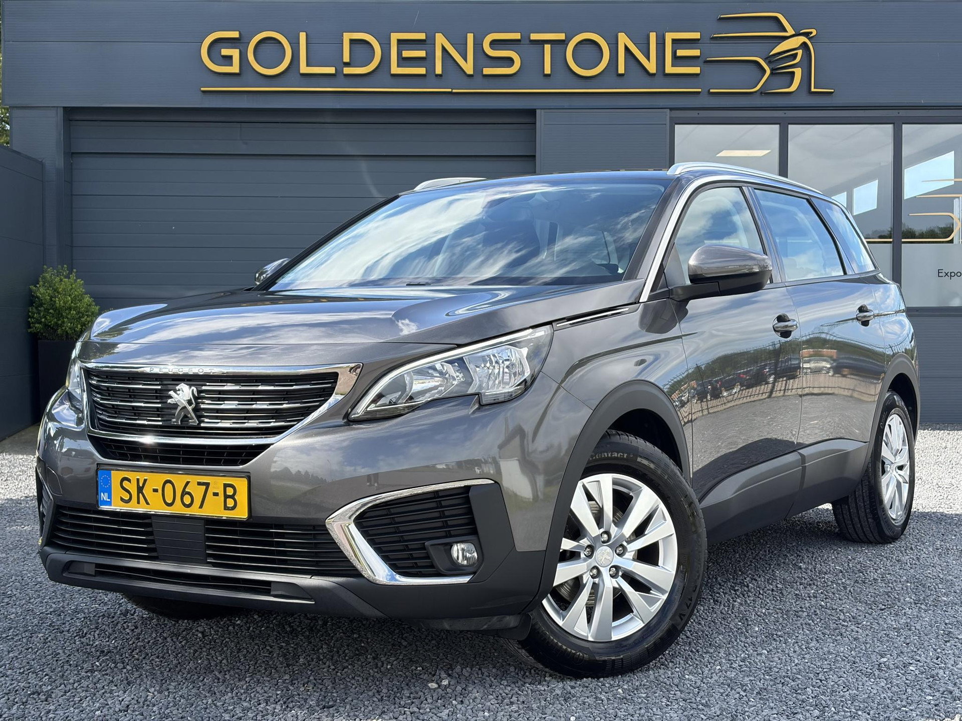 Foto van Peugeot 5008