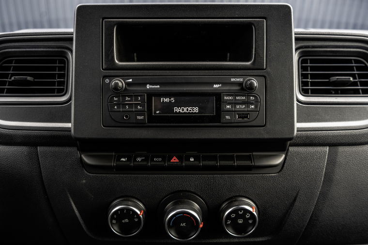 Nissan Interstar